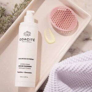 odacité Edelweiss Extrême Hydra-Calm Cream Cleanser